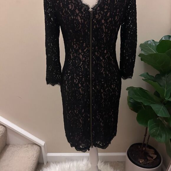 Adrianna Papell Lace Overlay Sheath Dress size 4 - Picture 6 of 11